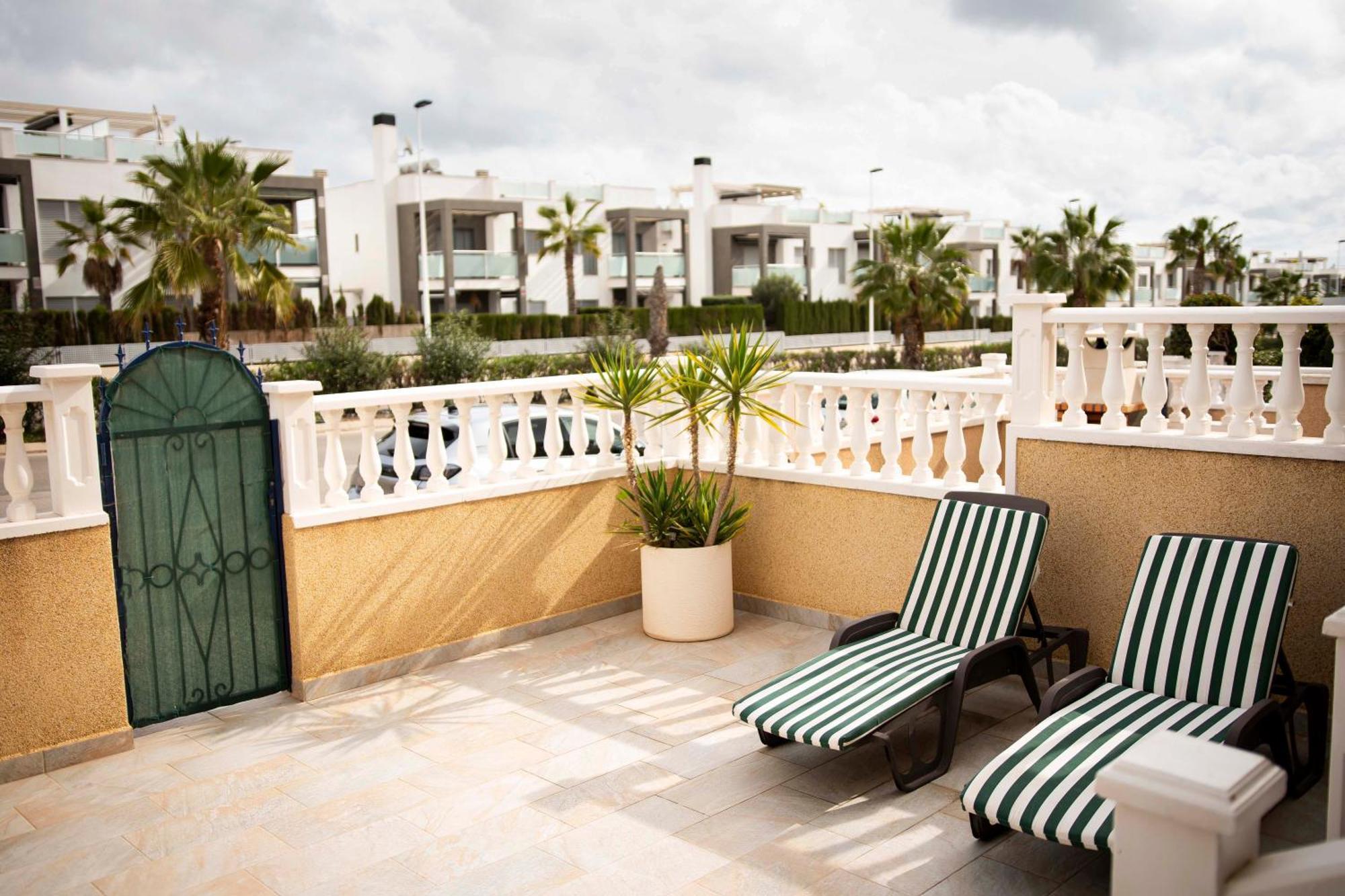Sunny Getaway In Orihuela Costa Villa Dehesa de Campoamor  Eksteriør bilde